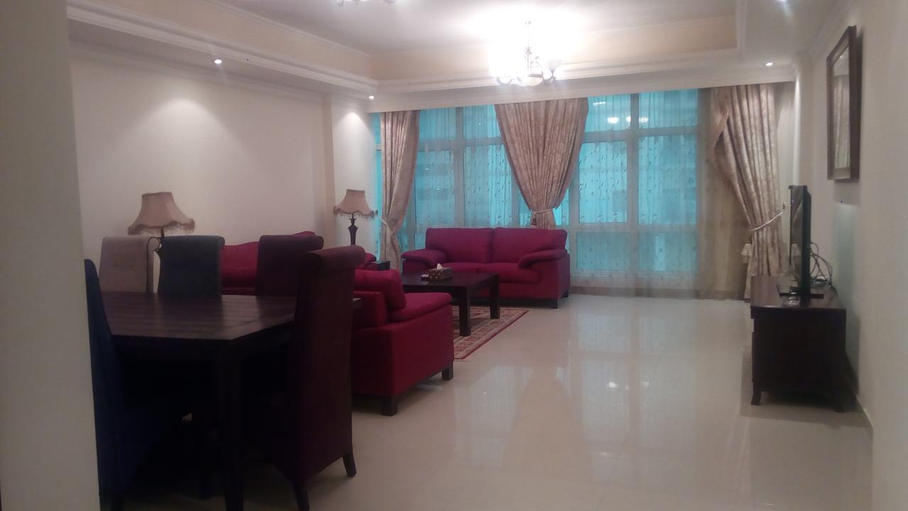 Appartamento Zubara Plaza II Al Manamah Esterno foto