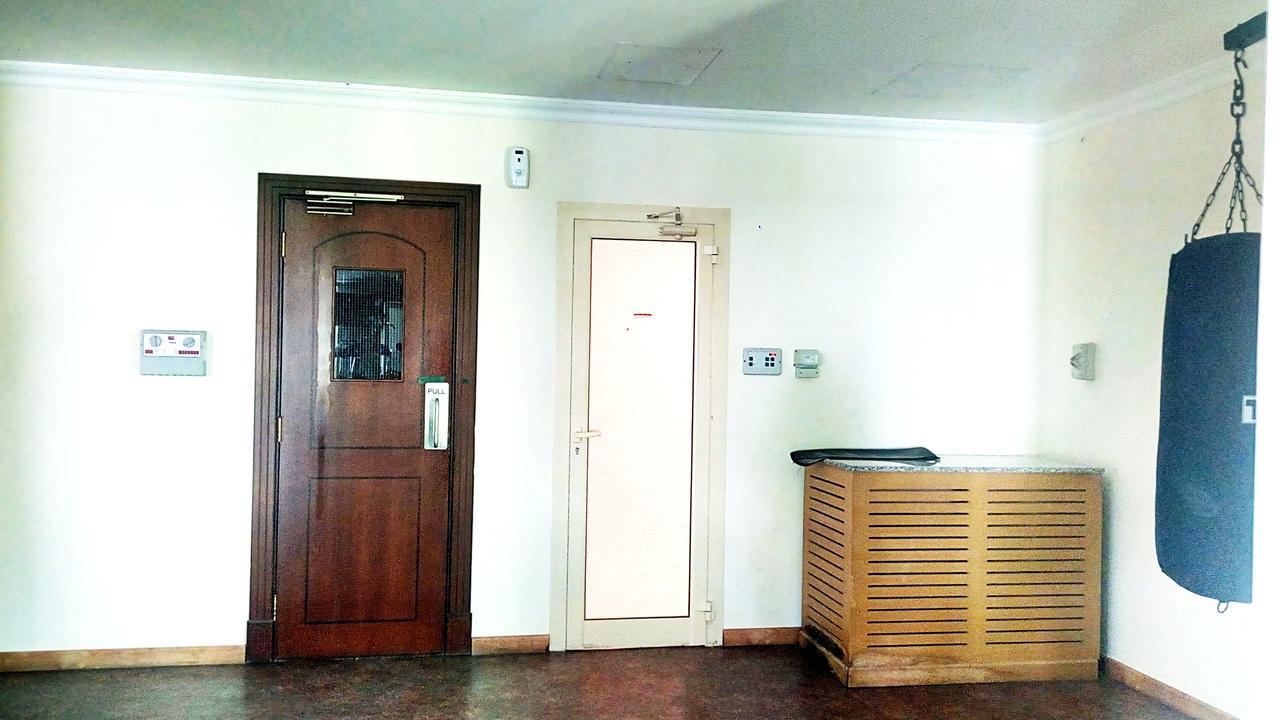 Appartamento Zubara Plaza II Al Manamah Esterno foto