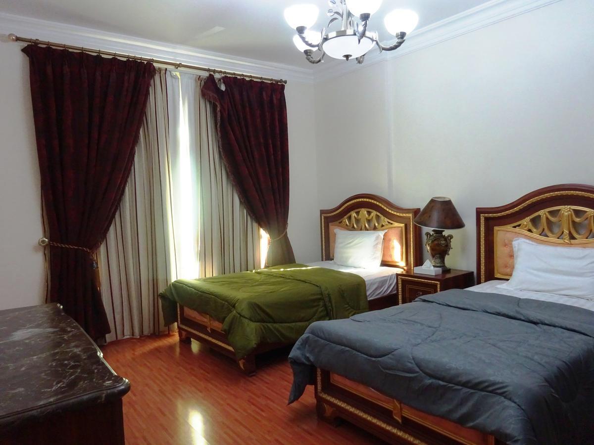 Appartamento Zubara Plaza II Al Manamah Esterno foto