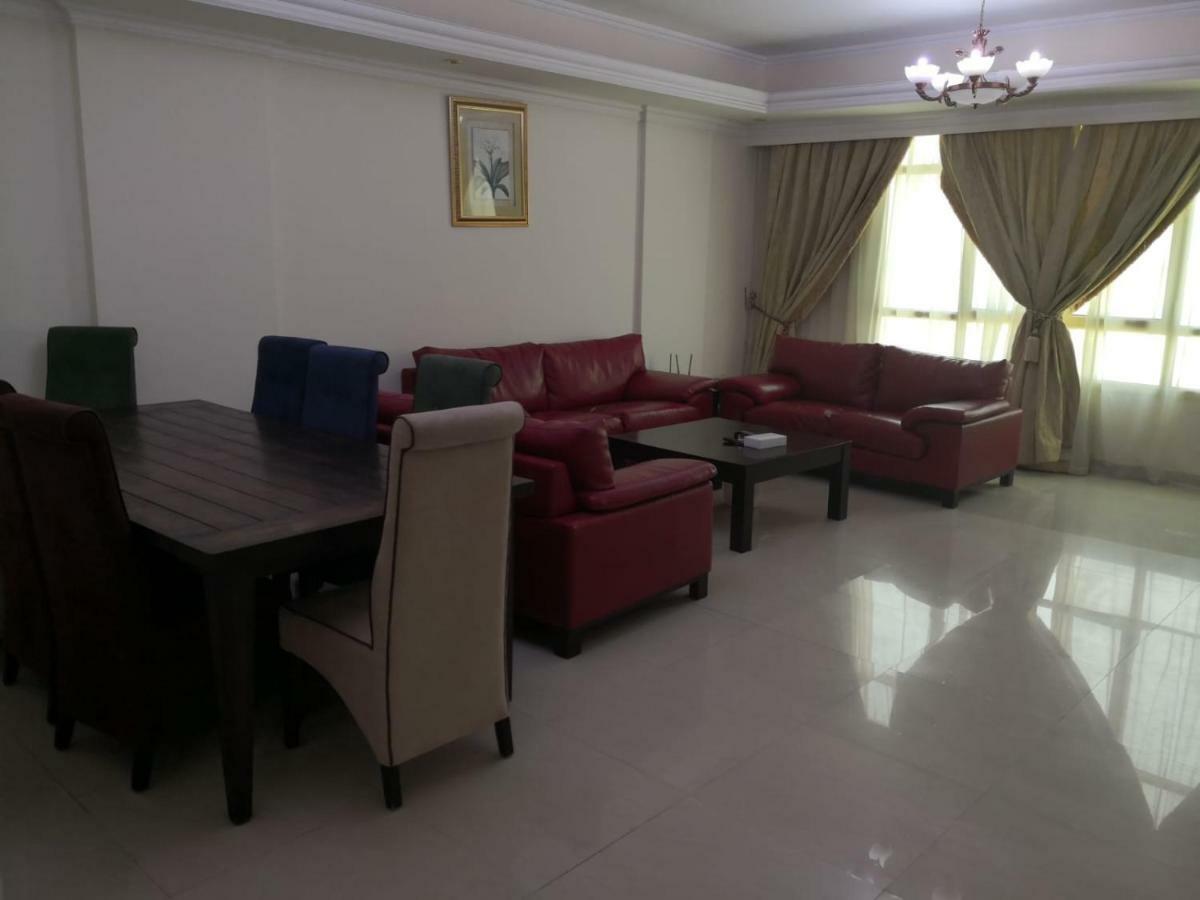 Appartamento Zubara Plaza II Al Manamah Esterno foto